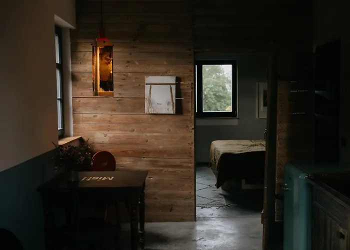 Stall & Sterne - In Der Scheune * Hirschfeld (Zwickau)